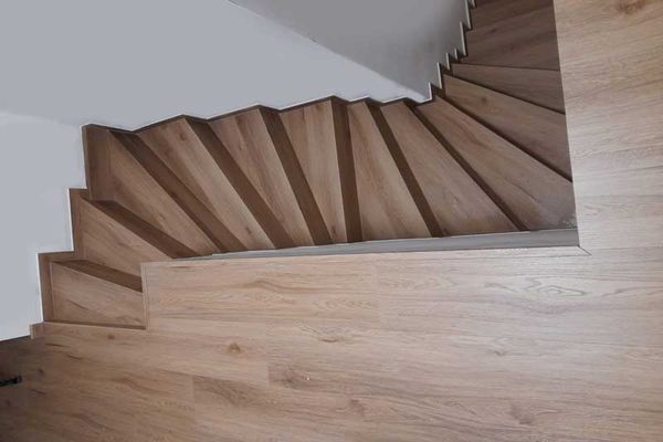 Obklad schodiště vinylem Dub Bunbury - Blansko