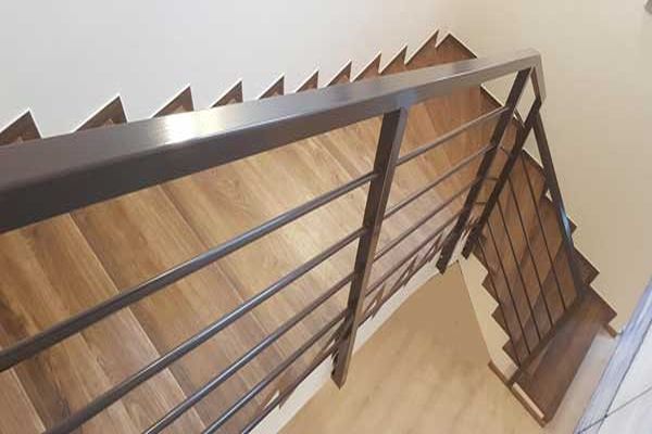 Schodiště z vinylu Dub Všechovický