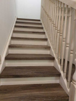 Vinylové schody BUKOMA Dub Tmavý