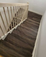 Vinylové schody BUKOMA Dub Tmavý