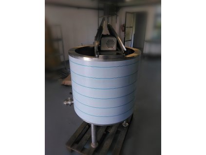 264 potravinarsky objemovy paster duplikator o objemu 300l