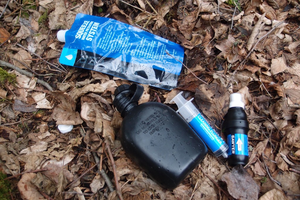 Vodní filtr do přírody: Sawyer, Grayl nebo Katadyn? Velké srovnání pro turistiku, bushcraft i cestování