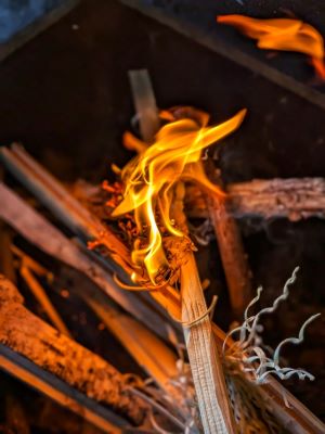 Jak rozdělat oheň v přírodě?