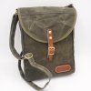 Taška přes rameno JUBÖ Bushcraft WAXED PocketBag - olivová