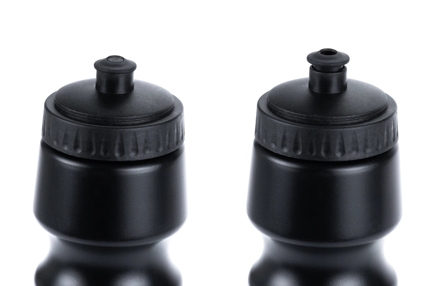 AnyConv.com__pol_pl_Bidon-czarny-matowy-z-tworzywa-0-7-L-3489_7