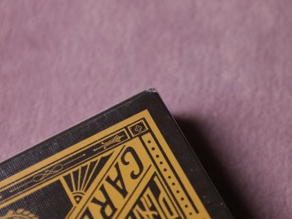 Tally-Ho British Monarchy Playing Cards (Dinged)