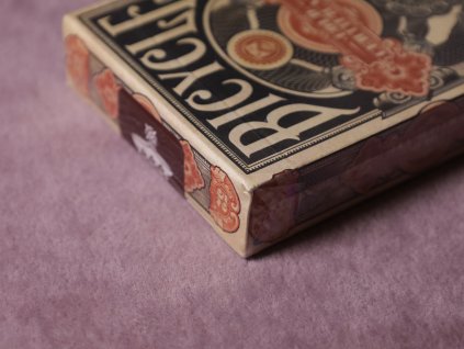 Bicycle Branded Gold Certificate Playing Cards (Ťuknuté)