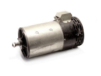 Dynamo 12V 300W Praga V3S