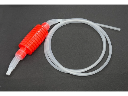 Přečerpávací hadice ø 6 mm s pumpičkou