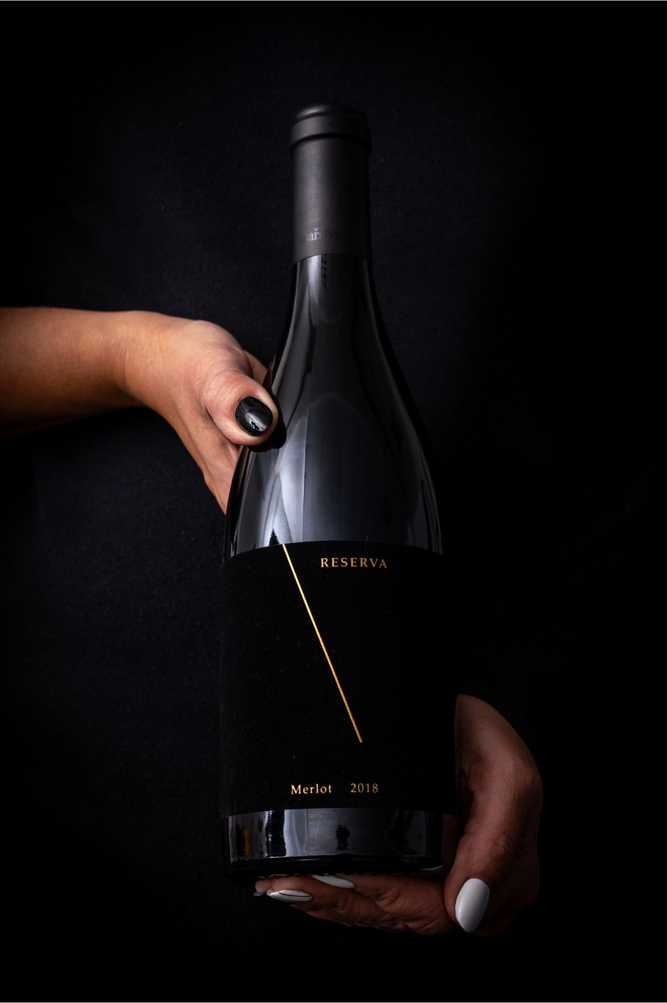 Introducing Our Exclusive RESERVA and RESERVA BARRIQUE Red Wines