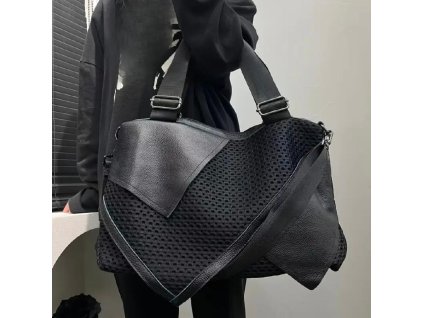 Černá větší kabelka