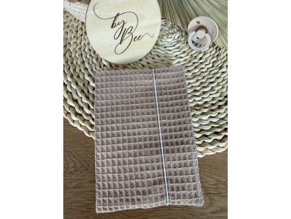 Obal na očkovací průkaz - vafle hnědé