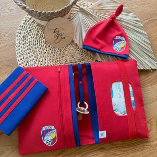 Fotbalový set pro malého mrňouska pěkně zblízka. 🔎⚽️❤️💙 V Reelu jste viděli, jak tenhle projekt dopadl, když se mi trochu...