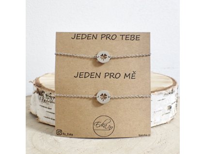 By Evka | Set dvou čtyřlístků z chirurgické oceli | Voděodolný náramek na míru | Řetízkový náramek | Dárek pro kamarádku | Dárek pro maminku | Dárek pro babičku | Dárek k narozeninám | Dárek z lásky | Dárek pro štěstí | Dárek pro sestru | Dárek pro partnerku | Minimalistický náramek | Náramek pro štěstí
