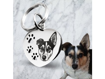 Přívěsek na klíče s portrétem hlavy domácího mazlíčka - stříbrné srdíčko s tlapkami