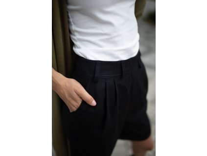 Wool bermuda shorts black (Velikost L)