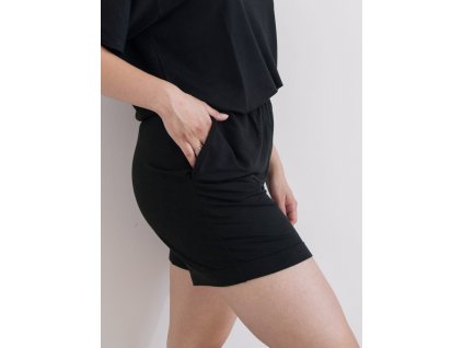 Loungewear shorts black (Velikost L)