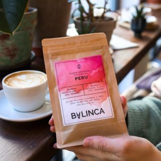 Valentýn? Prosím raději šálek kávy. 🙋‍♀️☕️ A nyní s DOPRAVOU ZDARMA do výdejních míst GLS a PPL při objednávce nad 399 Kč....