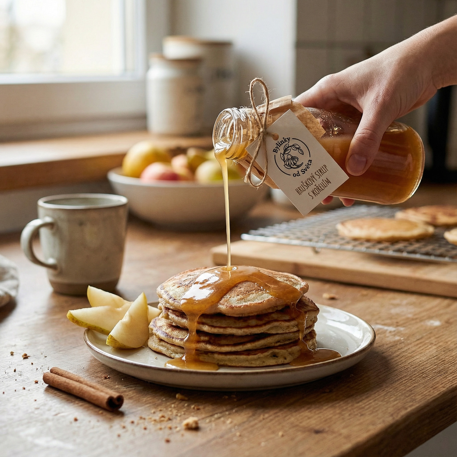 Hrušková limonáda a dezerty s hruškovým sirupem s kořením