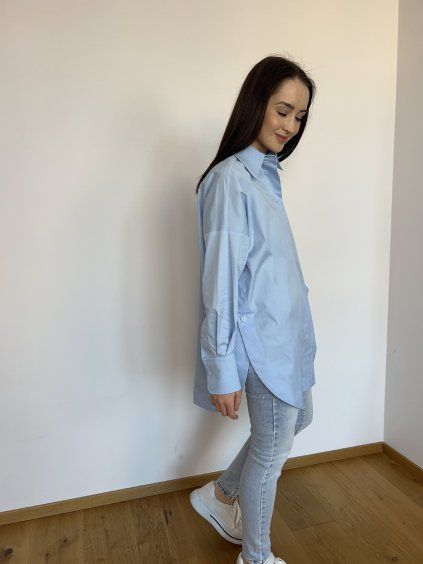 Oversized košile světle modrá - byly.cz