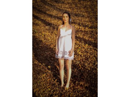 kolekcia andromeda model aquila kosielka nocna saty bavlnene madeirove biele kratke korzetove viazanie 13