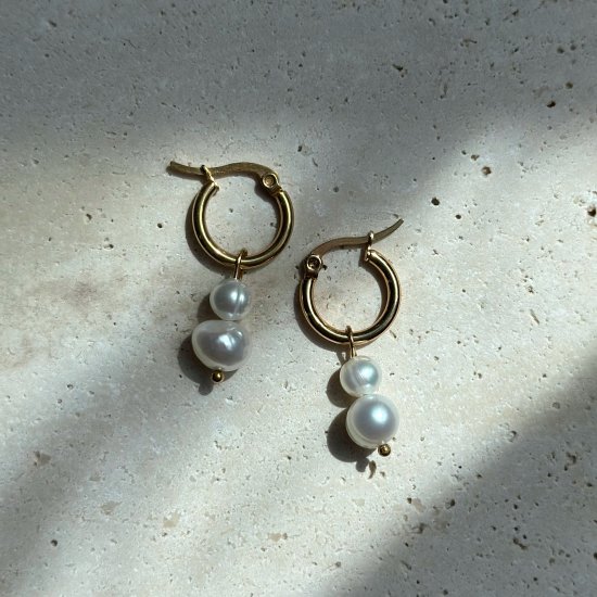 Pearl party hoops