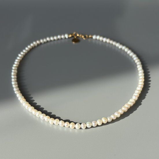 SIMPLÉ CHOKER