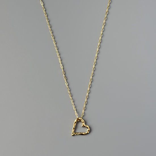 HEART NECKLACE