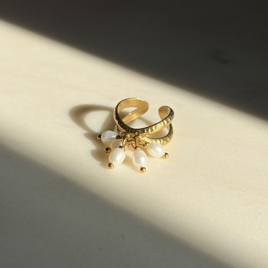 Fiori ring