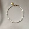 Simple pearls bracelet