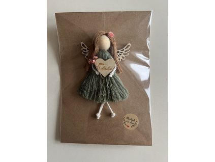 F068486C A81D 48E6 8F81 3D210749DC45