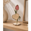 dřevěná květina tulipán