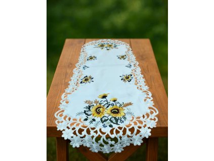 běhoun na stůl Výšivka Slunečnice
