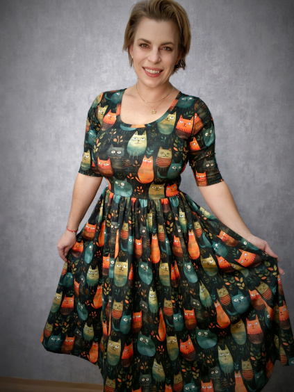 BeDarcy´s šaty - kočky