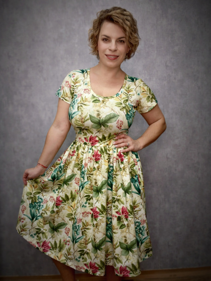 Šaty BeChic+ - botanika