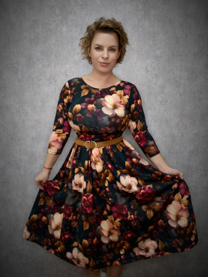 BeDarcy´s šaty - květy růže