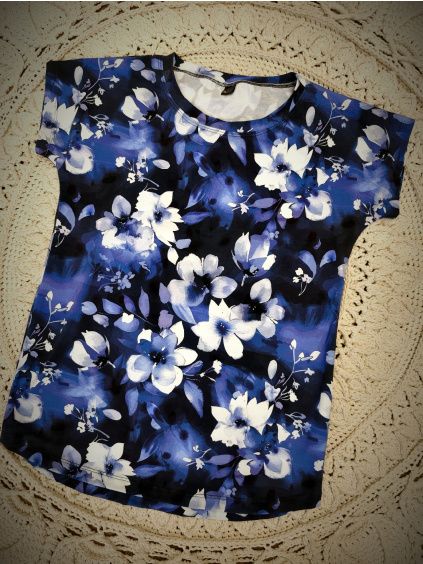 JustWow tričko - modrobílé květy
