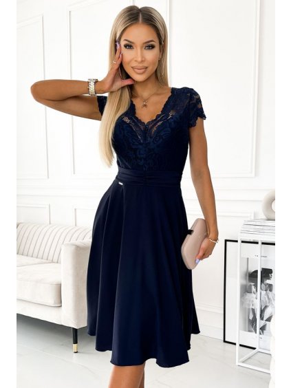 381-4 LINDA - šifonové šaty s krajkovým výstřihem - Námořnická modrá