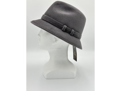 srsteny-klobouk-byzy-hats