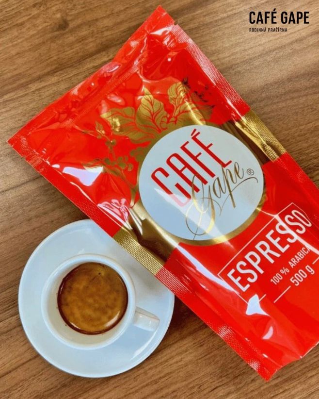 Káva není statický produkt. I když pijete stejnou odrůdu, ze stejné pražírny, chuť se může měnit den ode dne. Důvod? Vliv...