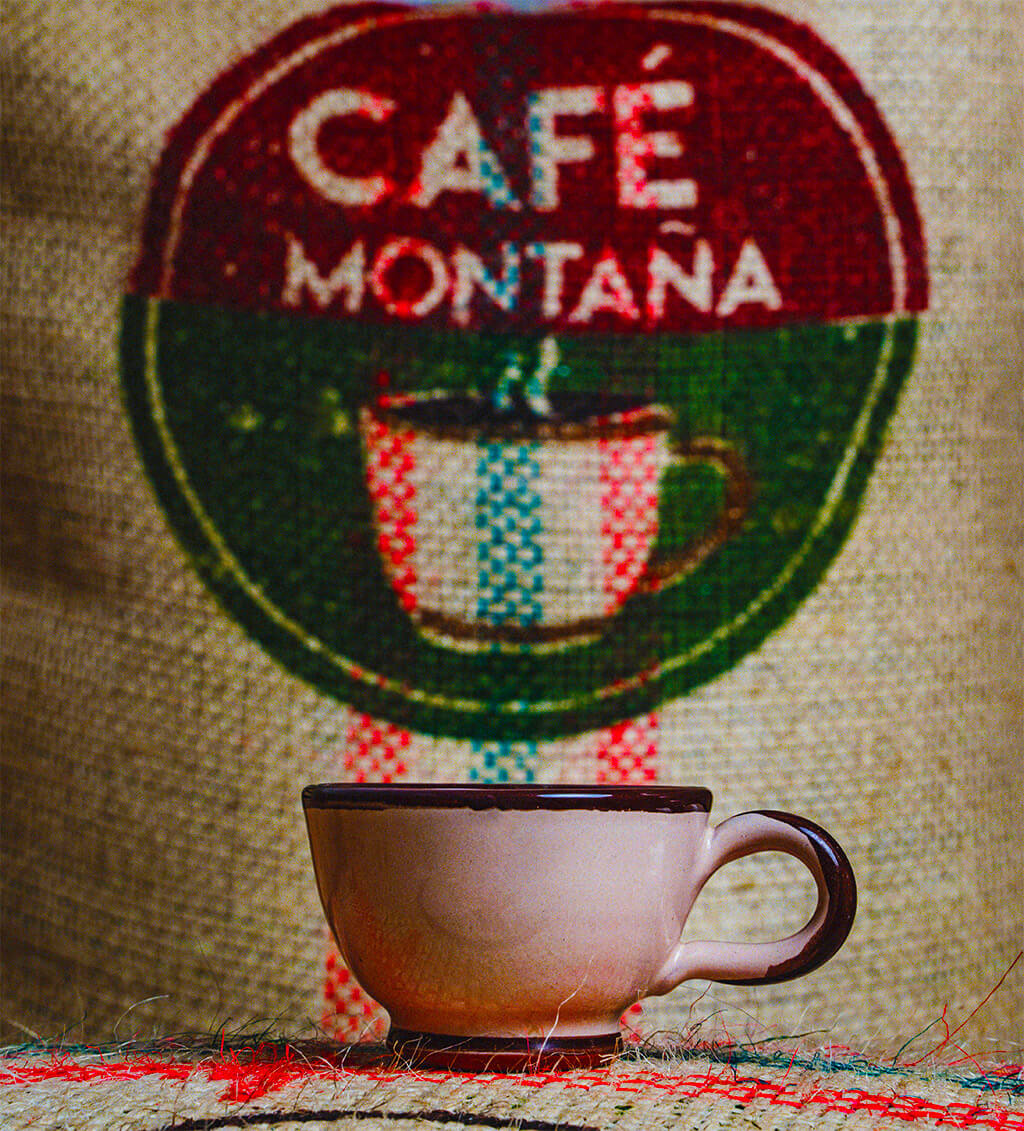 Café Montaña ikonický hrníček z loga, objem 180 ml