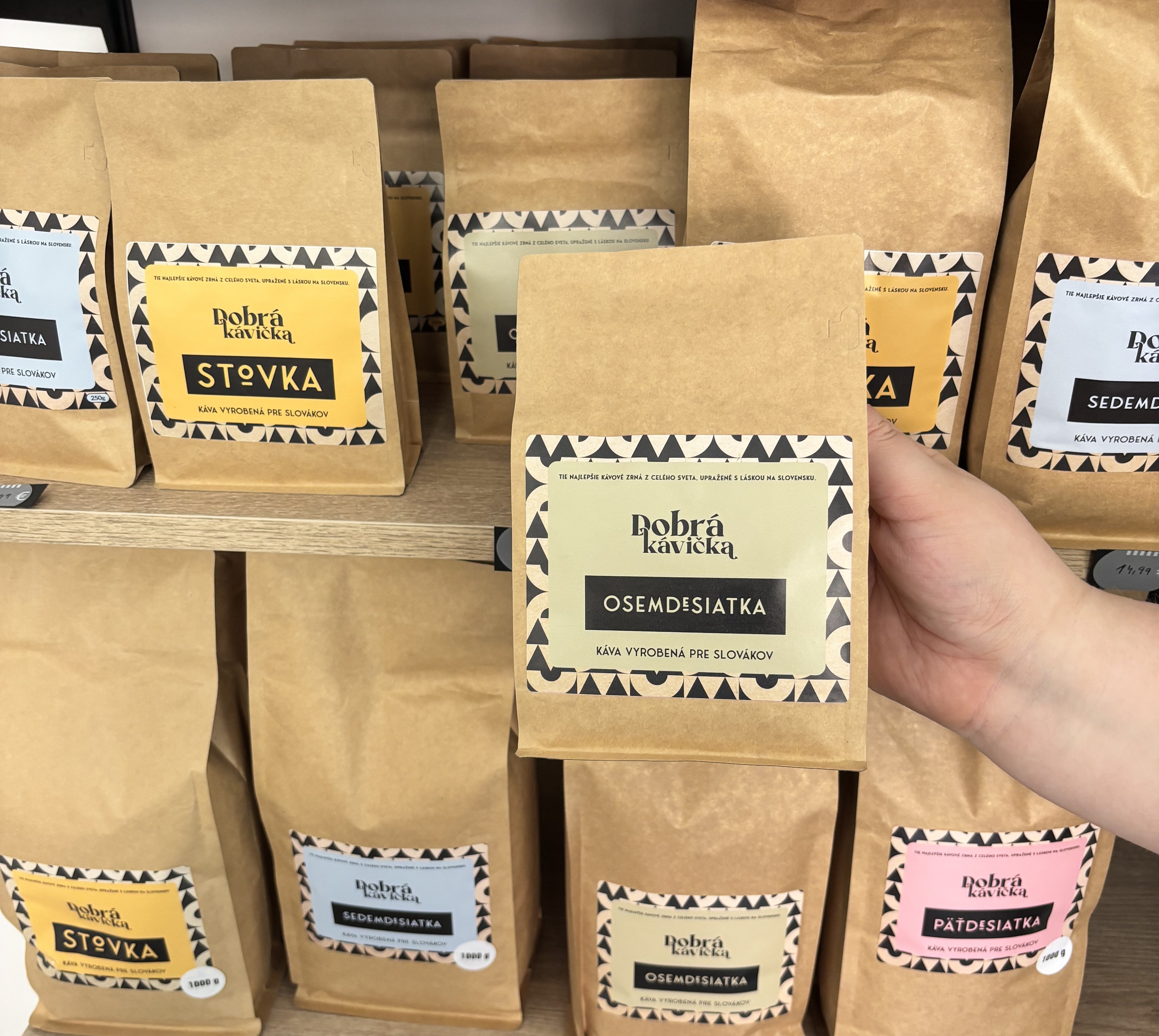 Zrnková káva čerstvo pražená v Cafepoint