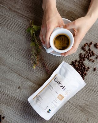 Co očekáváte od své kávy? ☕ Je pro Vás důležitá jen chuť? Nebo i to, co se skrývá v každém doušku? 🌱 100 % BIO Arabika z...