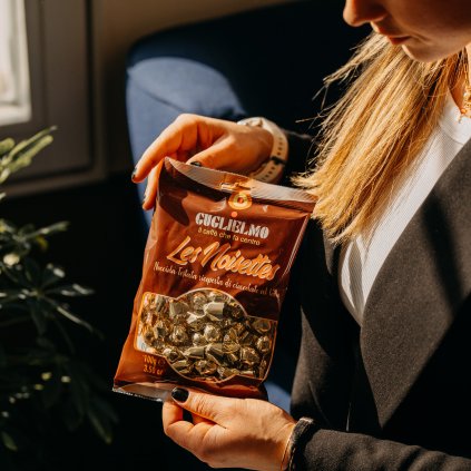 Caffe Guglielmo lískový oříšek v čokoládě 100 g