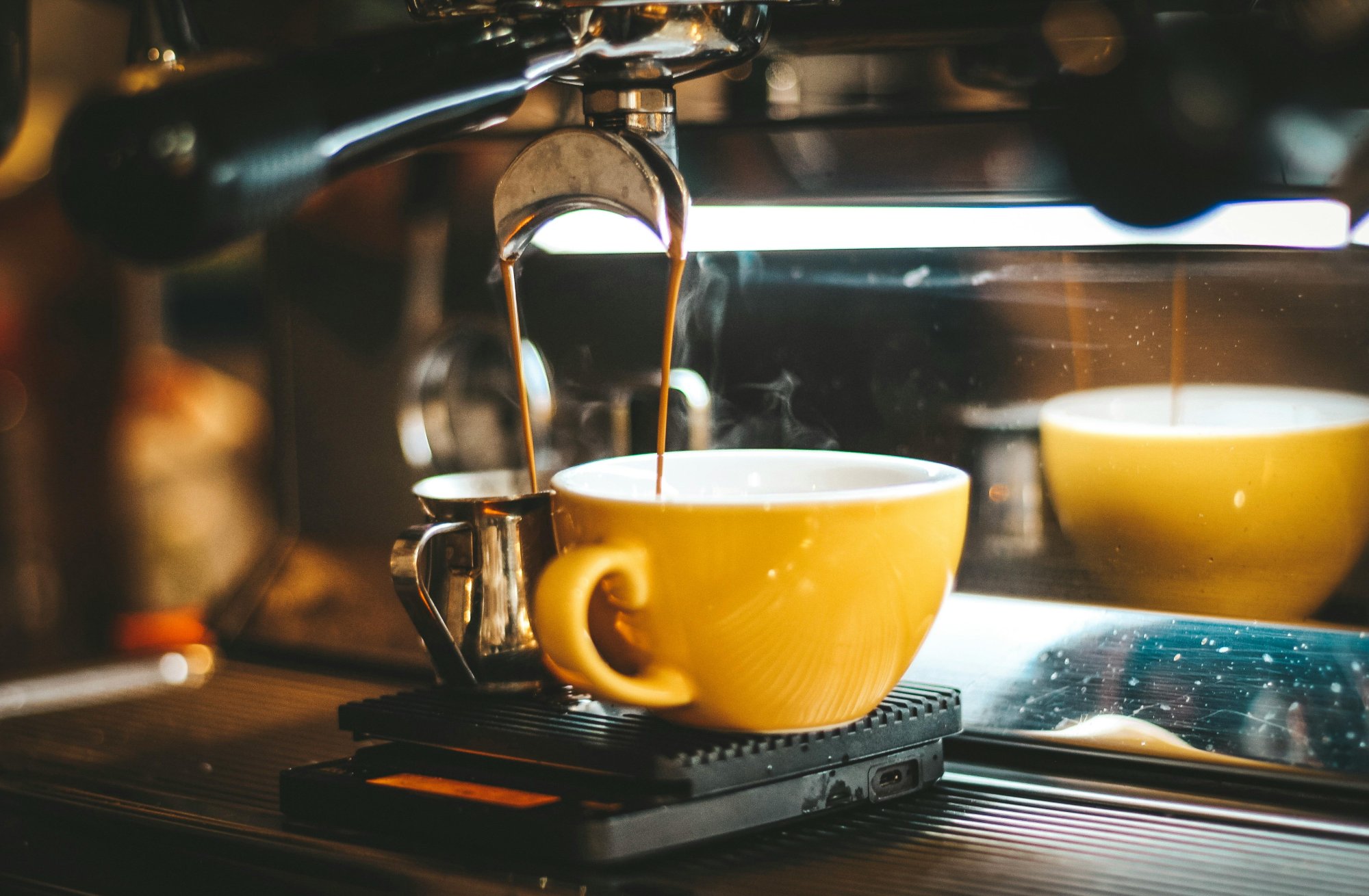 Kávovary pod drobnohľadom: automatické, pákové alebo na filtre? Ako si vybrať ten pravý?