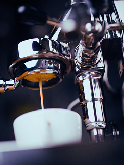 Pravá talianska káva espresso kávovar