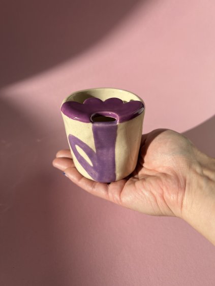 travel_cup_ergo_fialovy_kvitek