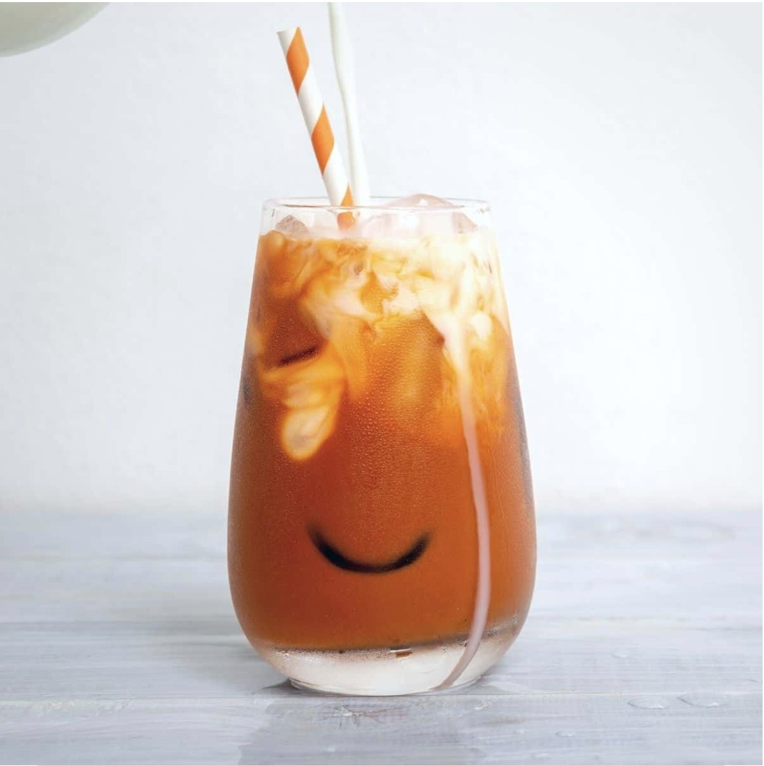 Thai-Iced-Tea-Oranzovy-jed