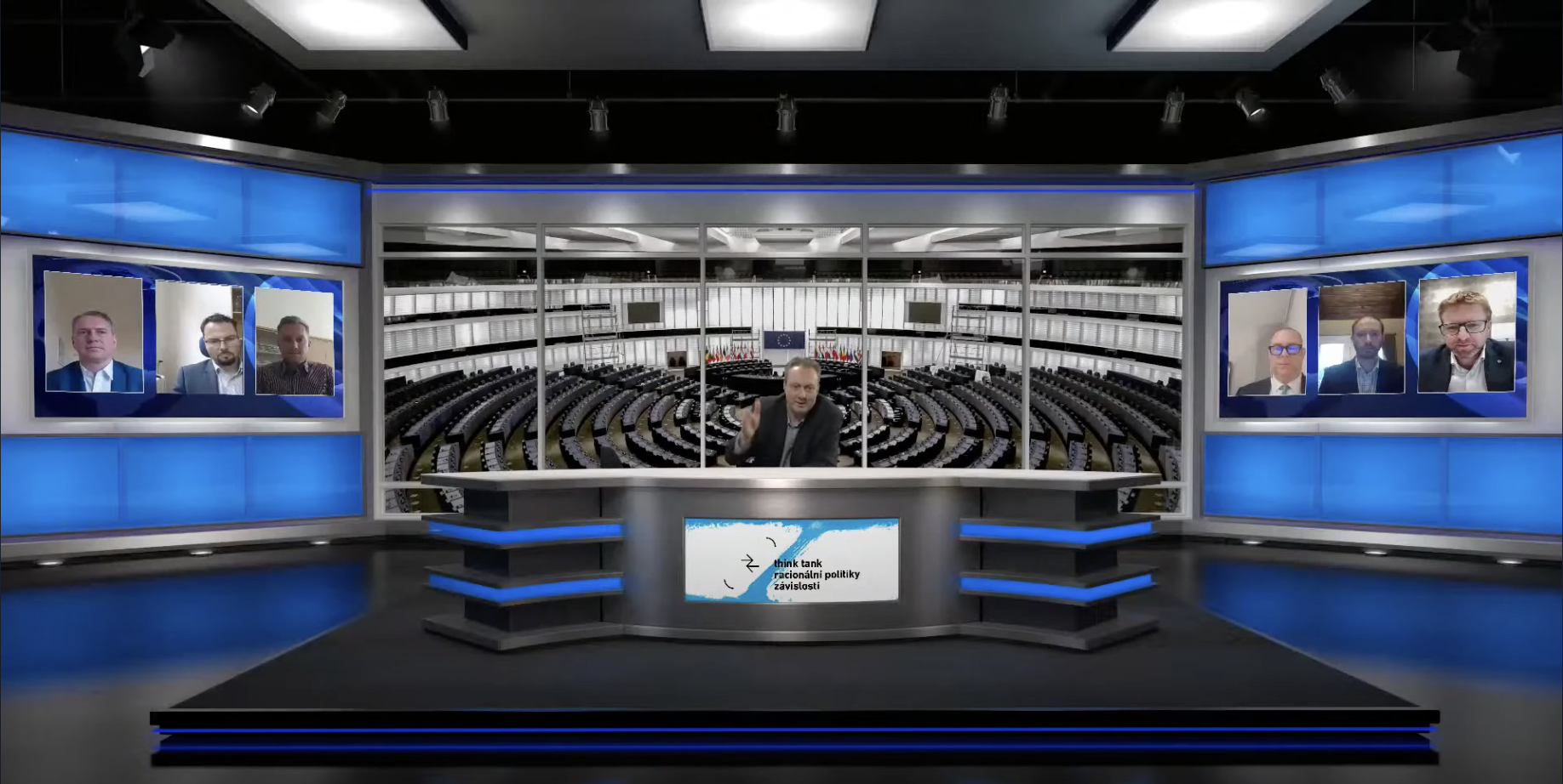 „HHC daleko předčí farmaceutické léky – pomáhá s třasem i zánětlivostí.“  Mezinárodní diskuze o HHC přinesla unikátní informace