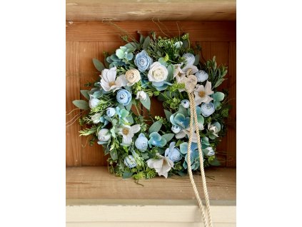 Modrý veniec na dvere 30cm